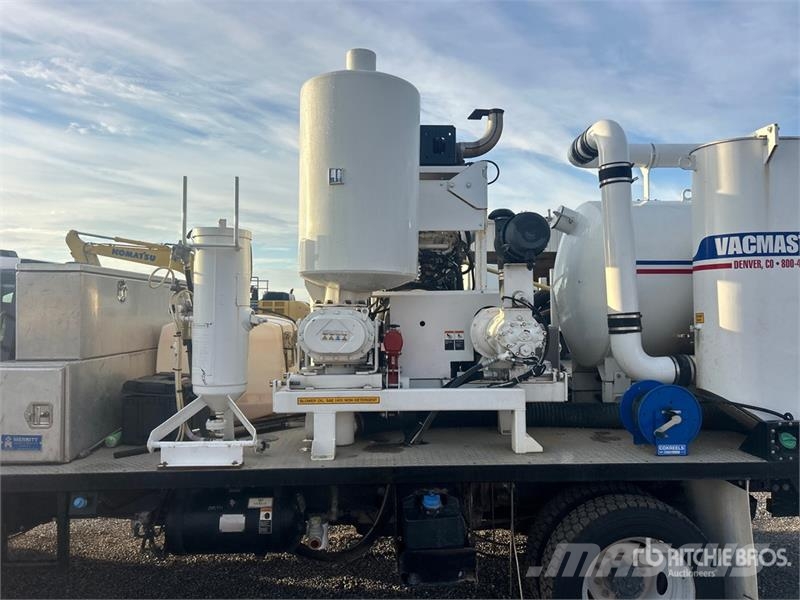 Ford System 3000 on Ford F-550 XL 4x4 Vacuum Tanker Tru Camion aspirateur, Hydrocureur