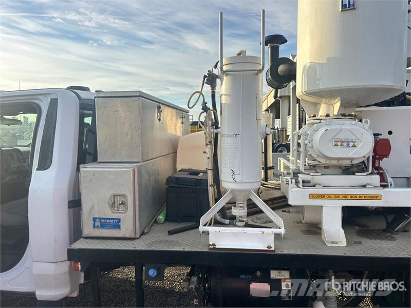 Ford System 3000 on Ford F-550 XL 4x4 Vacuum Tanker Tru Camion aspirateur, Hydrocureur