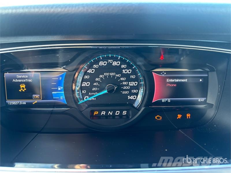 Ford Taurus SEL Automobile Otomobiller