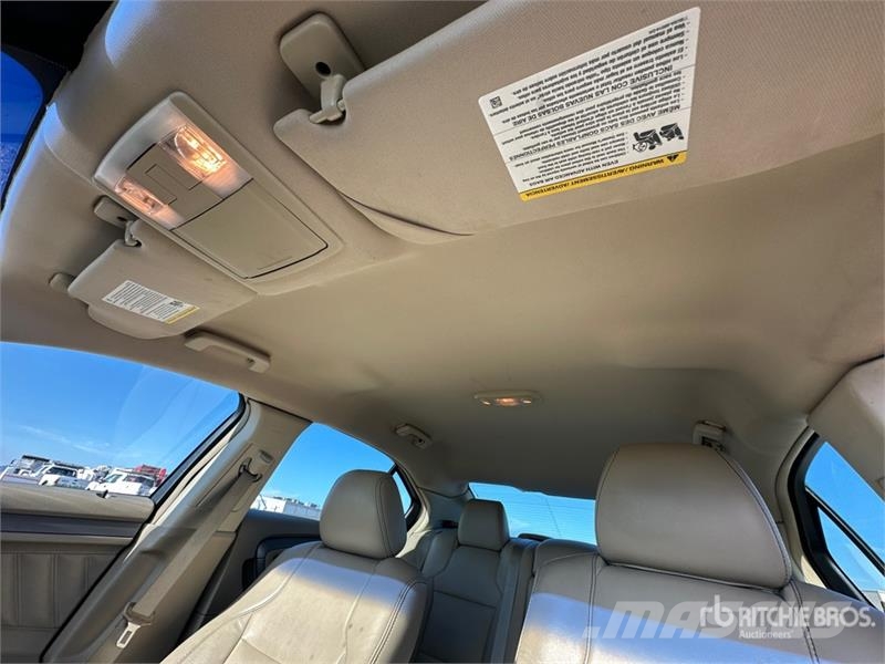 Ford Taurus SEL Automobile Otomobiller