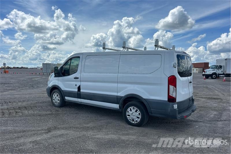 Ford Transit 150 Cargo Van Panel vans