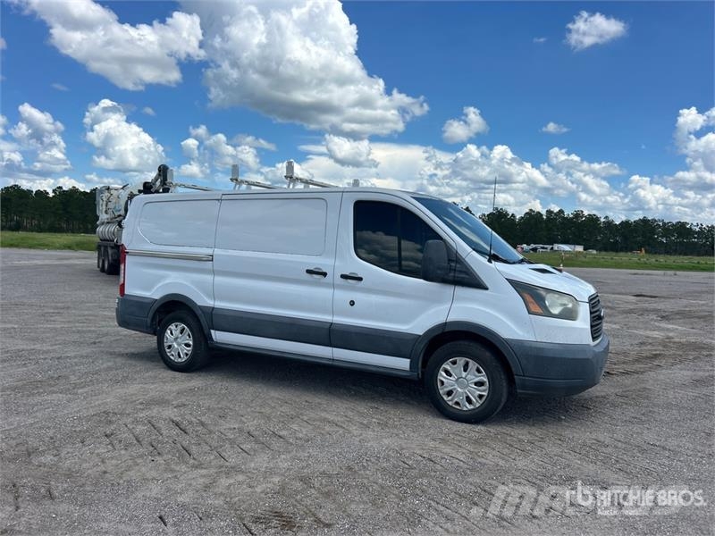 Ford Transit 150 Cargo Van Panel vans