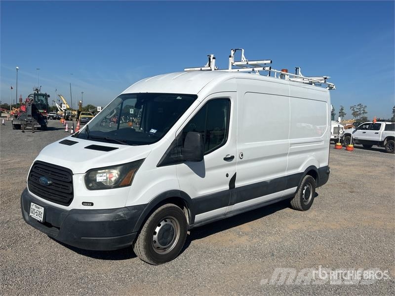 Ford Transit -150 Cargo Van Panel vans