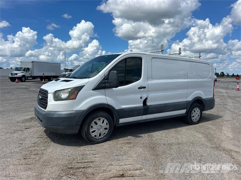 Ford Transit 150 Cargo Van Panel vans
