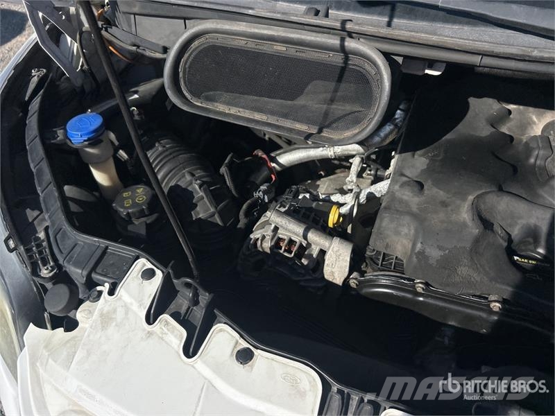 Ford Transit -150 Cargo Van Panel vans