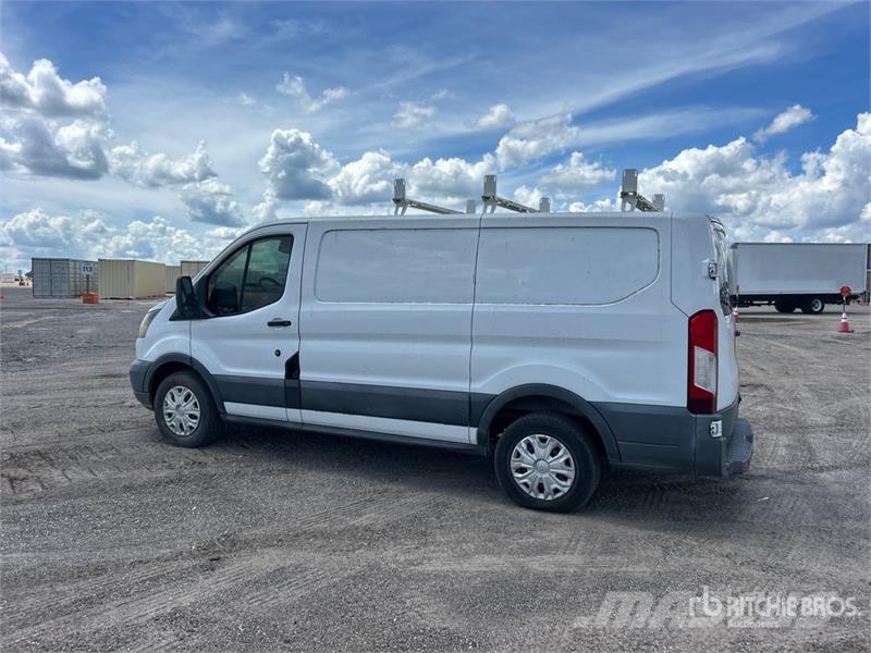 Ford Transit 150 Cargo Van Panel vans