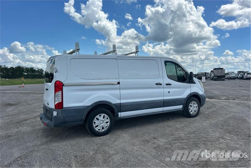 Ford Transit 150 Cargo Van Panel vans