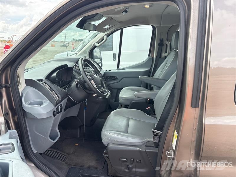 Ford Transit 150 Passenger Van Preču pārvadāšanas furgoni