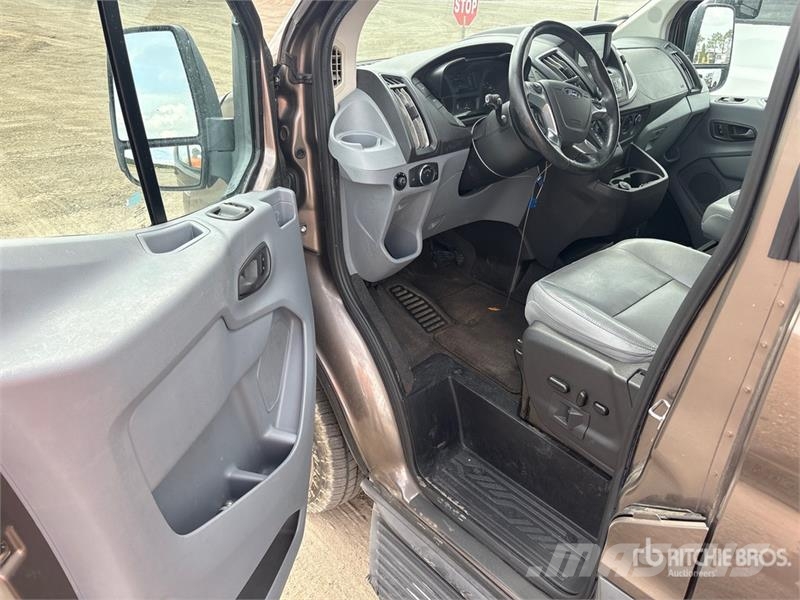 Ford Transit 150 Passenger Van Preču pārvadāšanas furgoni