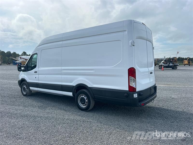Ford Transit 250 Cargo Van Utilitara