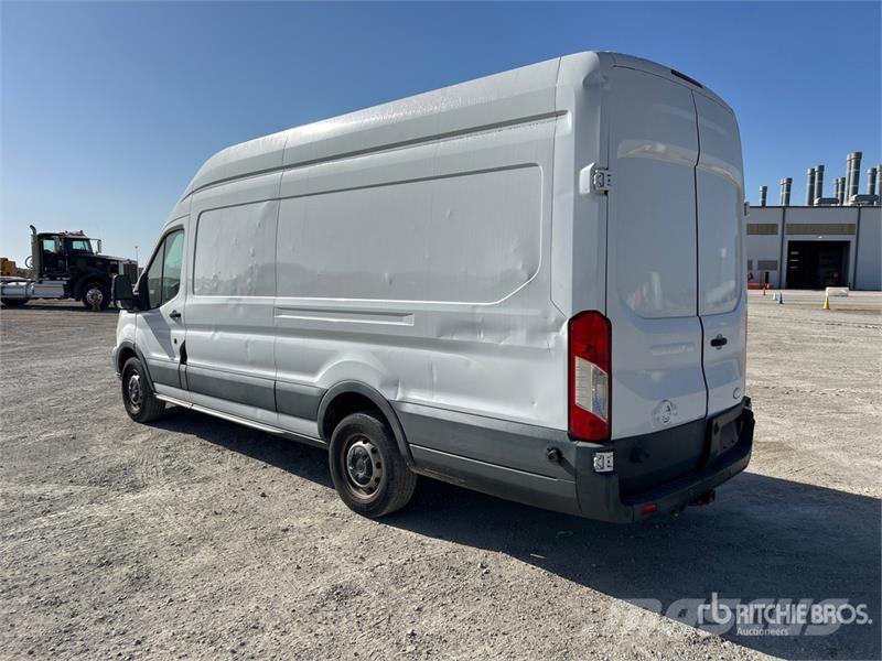 Ford Transit 250 Cargo Van Krovininiai furgonai