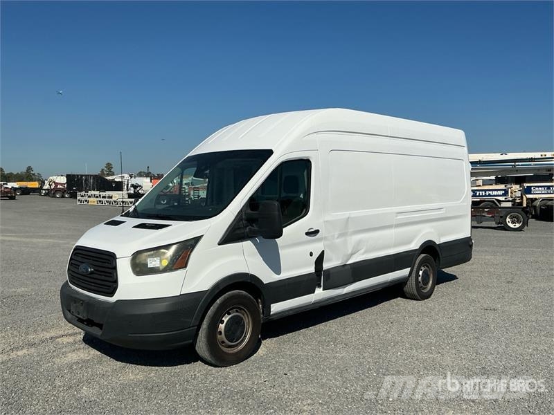 Ford Transit 250 Cargo Van Furgonetas cerradas