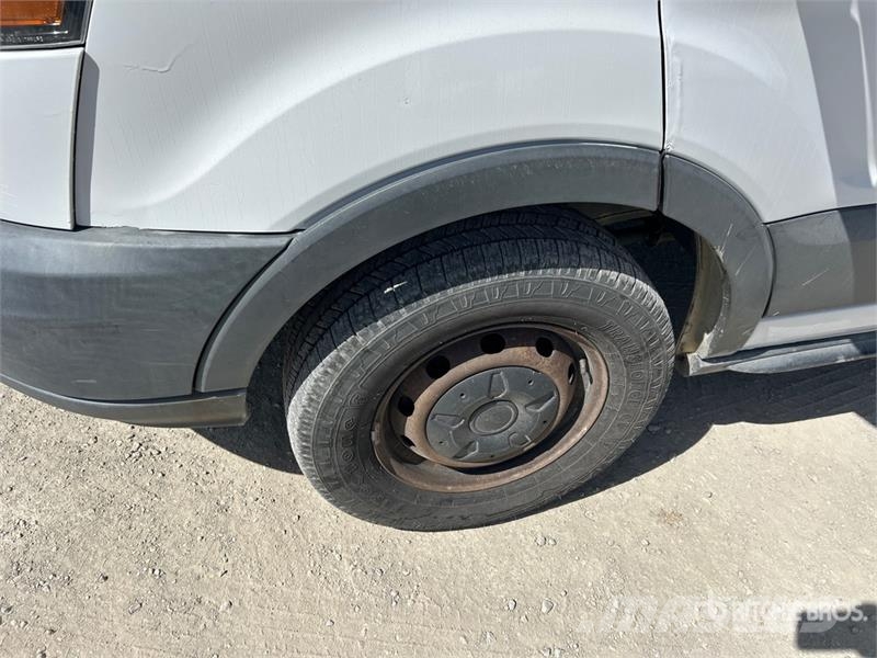 Ford Transit 250 Cargo Van Krovininiai furgonai