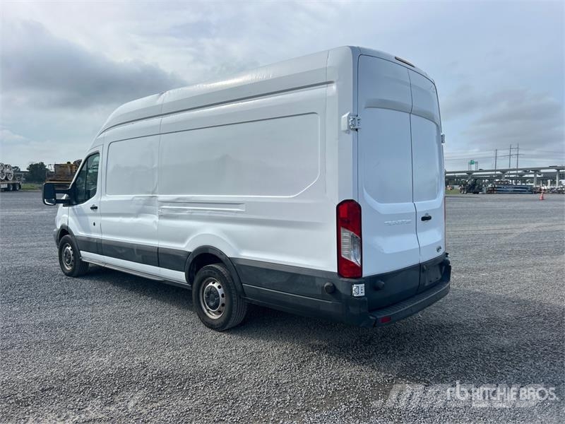 Ford Transit 250 Cargo Van Utilitara