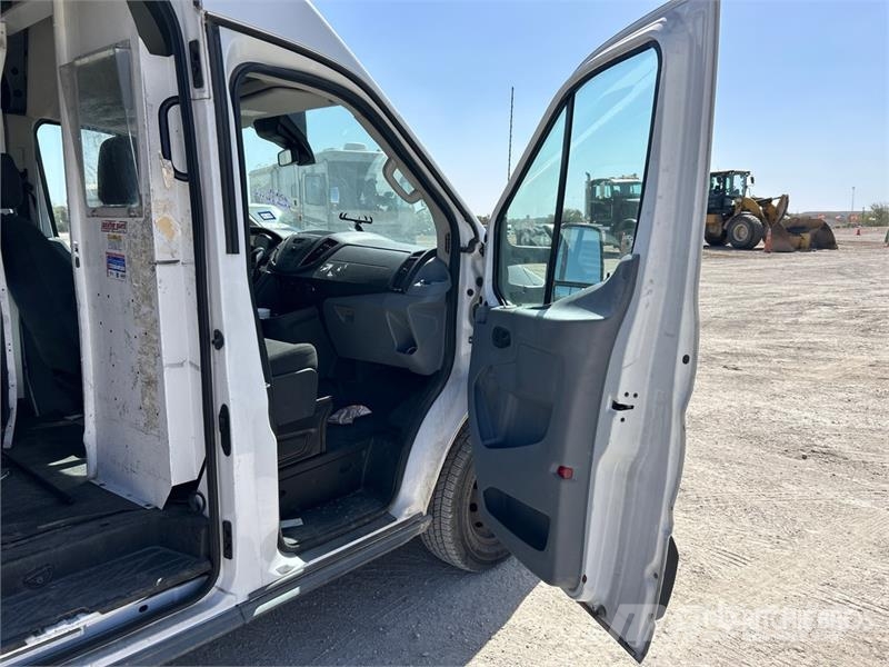 Ford Transit 250 Cargo Van Krovininiai furgonai