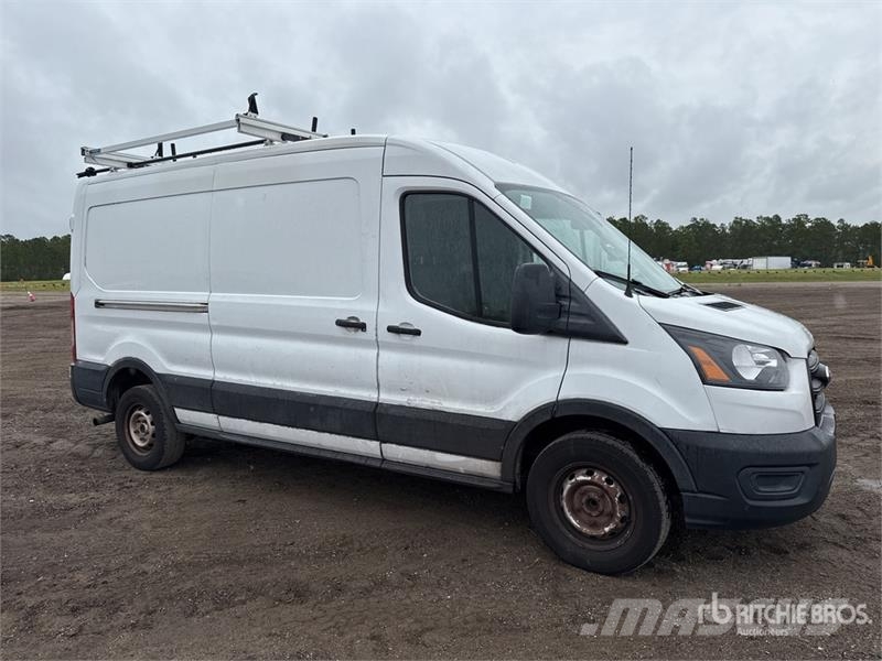 Ford Transit 250 Cargo Van Dostavna vozila / kombiji