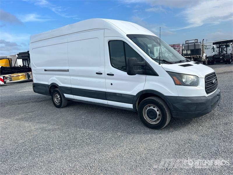Ford Transit 250 Cargo Van Utilitara