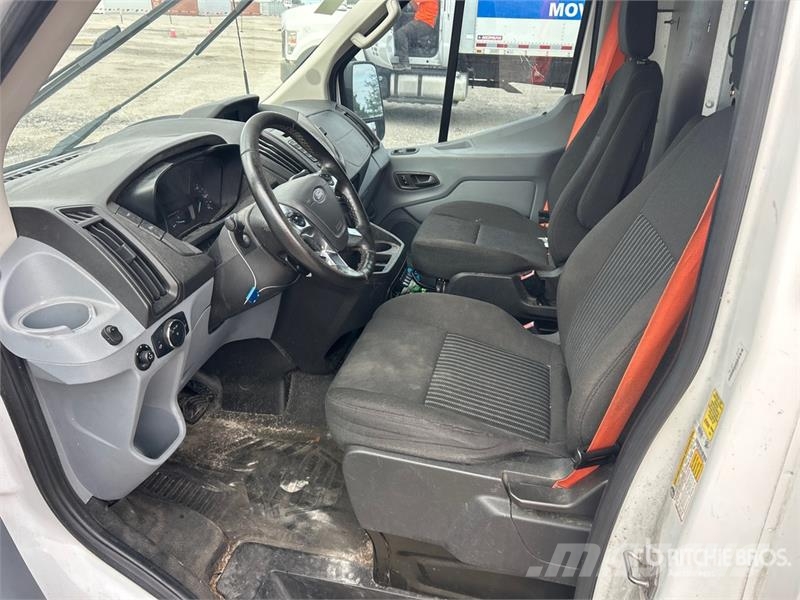 Ford Transit 250 Cargo Van Furgonetas cerradas