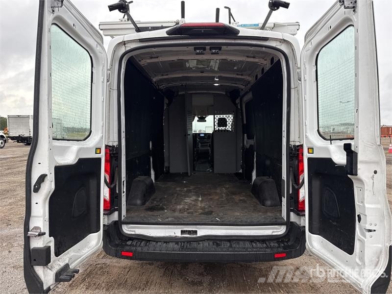 Ford Transit 250 Cargo Van Dostavna vozila / kombiji