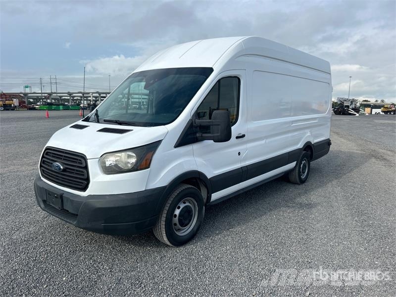 Ford Transit 250 Cargo Van Utilitara