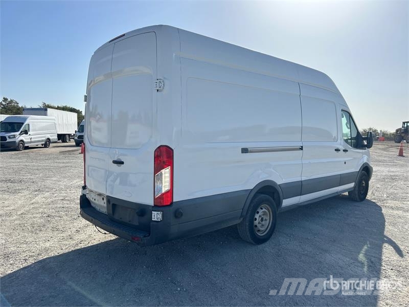 Ford Transit 250 Cargo Van Krovininiai furgonai
