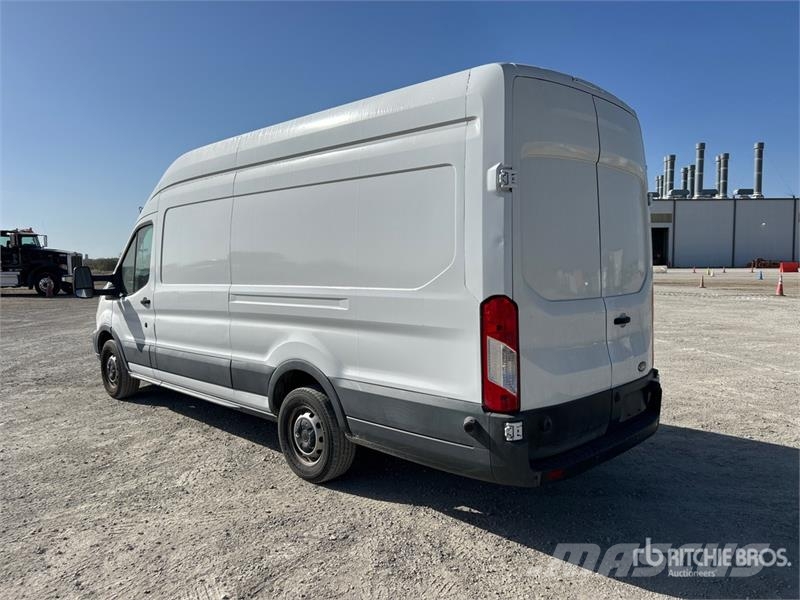 Ford Transit 250 Cargo Van Krovininiai furgonai