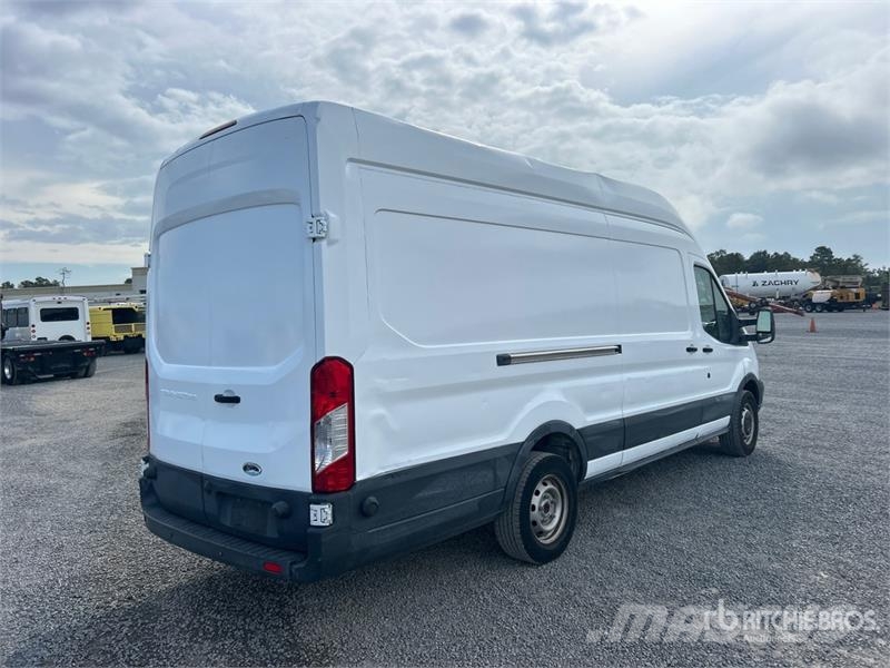 Ford Transit 250 Cargo Van Utilitara