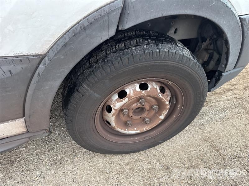Ford Transit 250 Cargo Van Dostavna vozila / kombiji