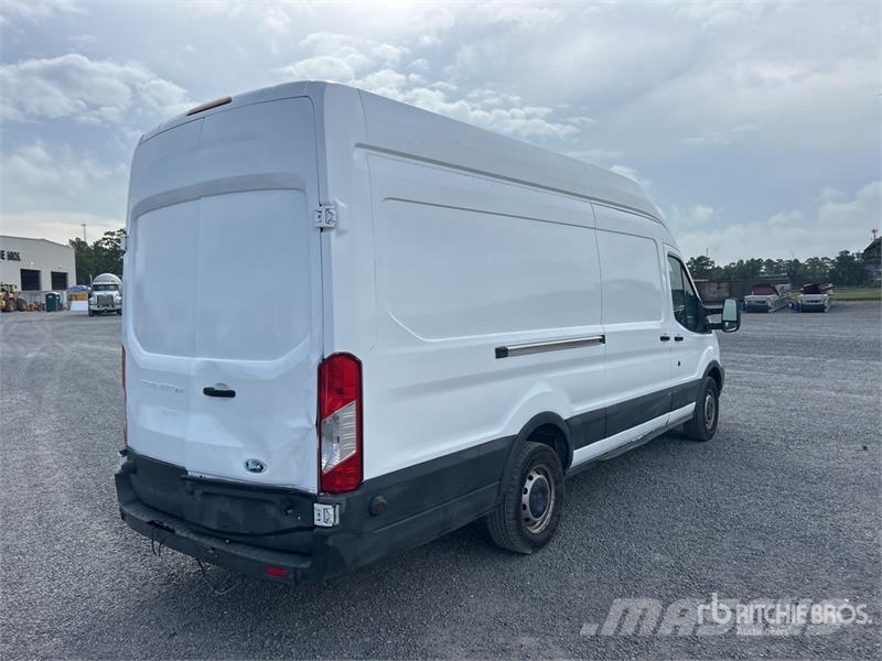 Ford Transit 250 Cargo Van Utilitara