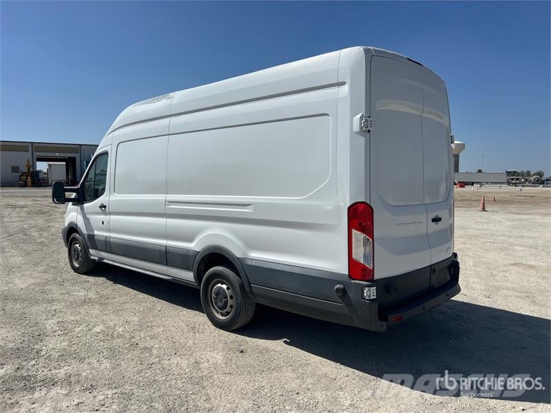 Ford Transit 250 Cargo Van Krovininiai furgonai