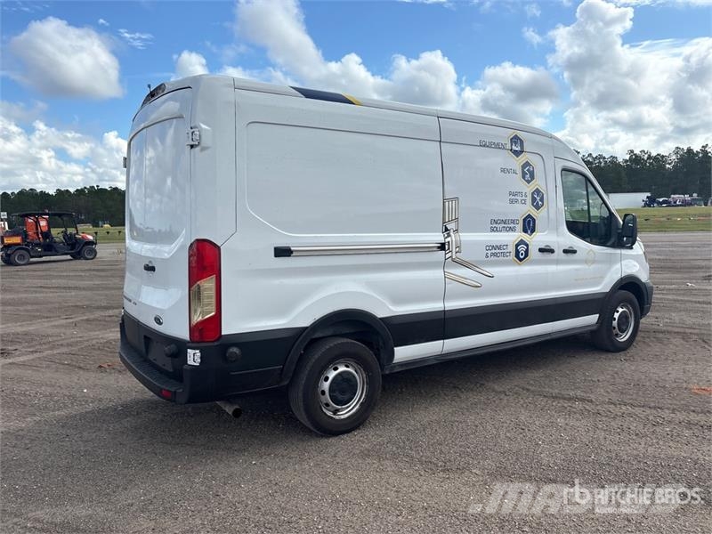 Ford Transit 250 Cargo Van Dostavna vozila / kombiji
