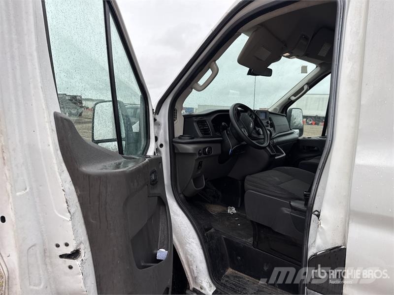Ford Transit 250 Cargo Van Dostavna vozila / kombiji