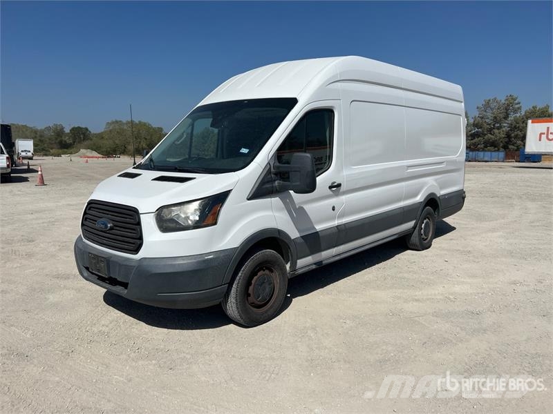 Ford Transit 250 Cargo Van Utilitara