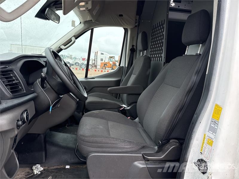 Ford Transit 250 Cargo Van Dostavna vozila / kombiji