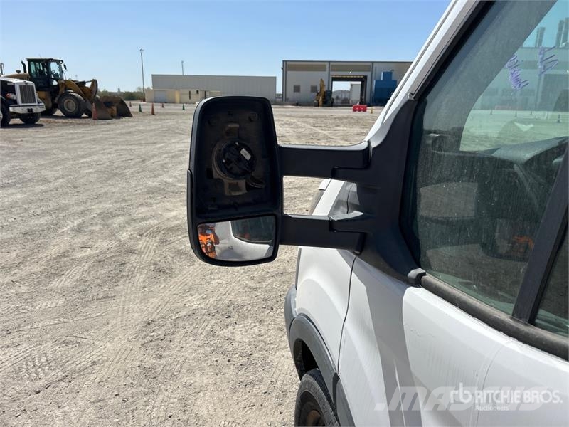 Ford Transit 250 Cargo Van Krovininiai furgonai