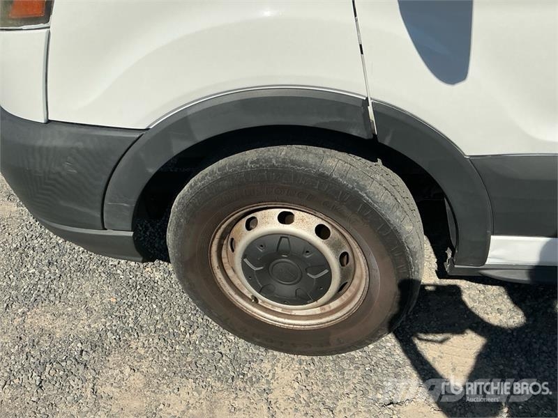 Ford Transit 250 Cargo Van Furgonetas cerradas