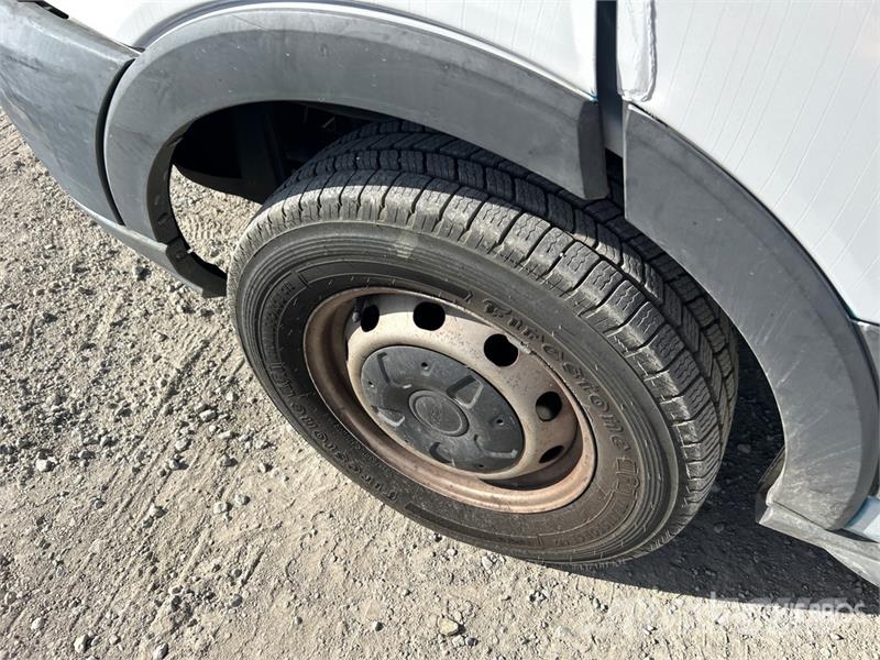 Ford Transit 250 Cargo Van Krovininiai furgonai