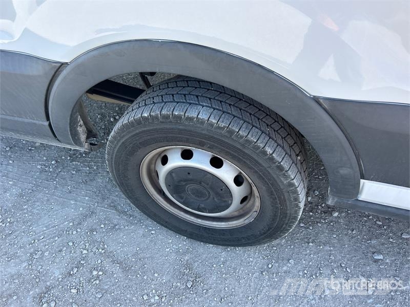 Ford Transit 250 Cargo Van Krovininiai furgonai