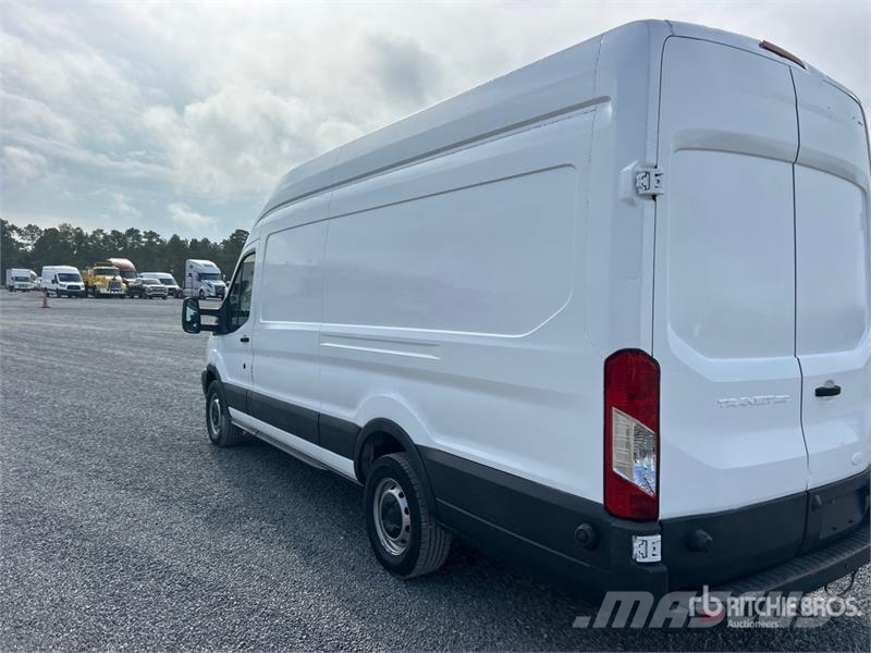 Ford Transit 250 Cargo Van Utilitara