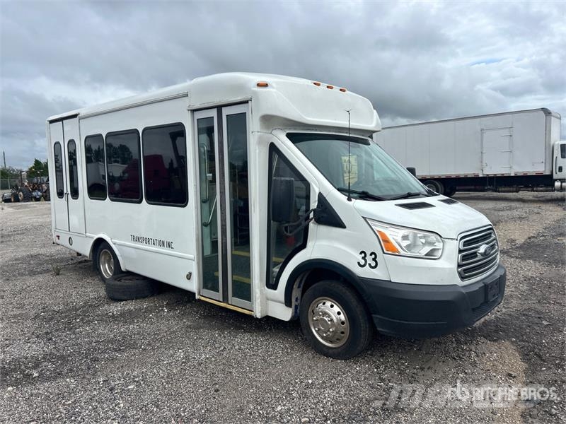Ford Transit 350 4x2 5-Seat Mini Bus Minibusse