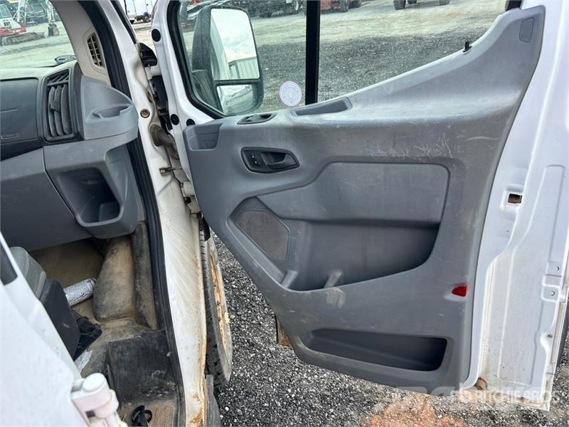 Ford Transit 350 Cargo Van Panel vans
