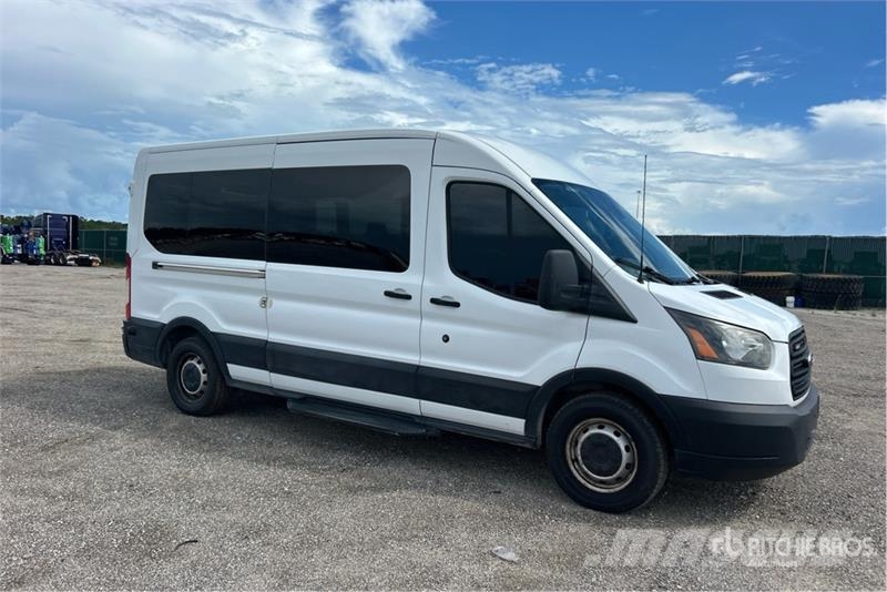 Ford Transit 350 Cargo Van Panel vans