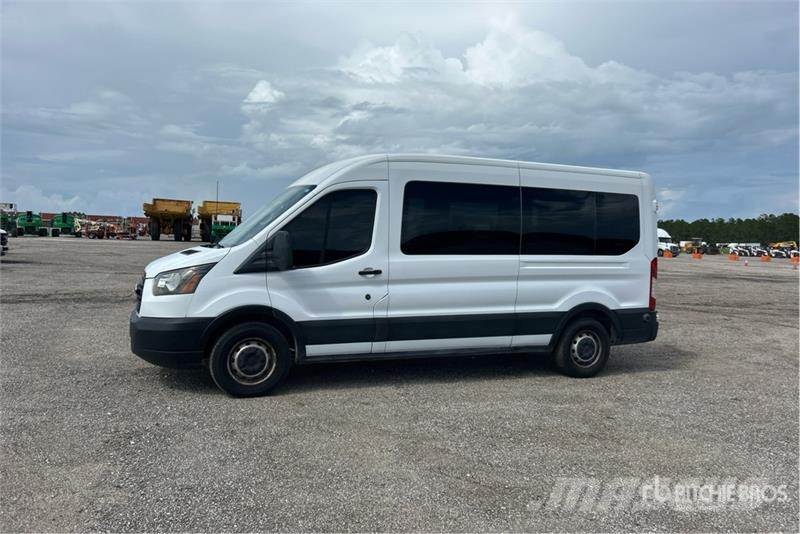 Ford Transit 350 Cargo Van Panel vans