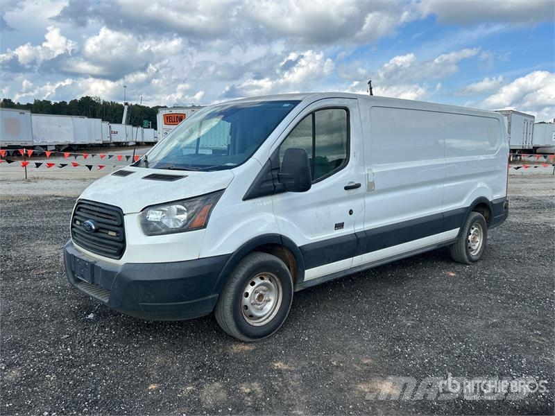 Ford Transit 350 Cargo Van Panel vans
