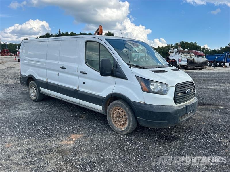 Ford Transit 350 Cargo Van Panel vans