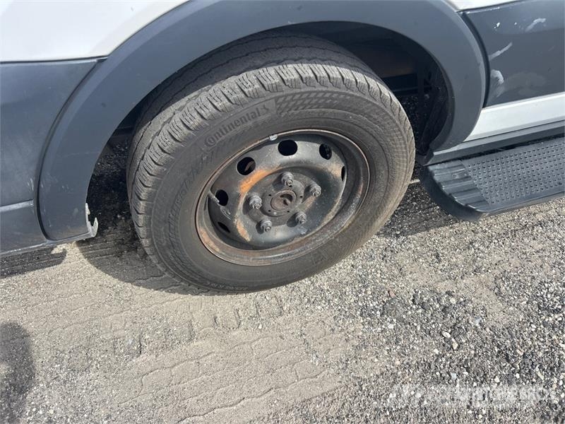 Ford Transit 350 Passenger Van 廂式貨物運輸車