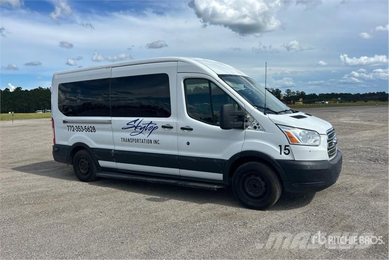 Ford Transit 350 Passenger Van 廂式貨物運輸車