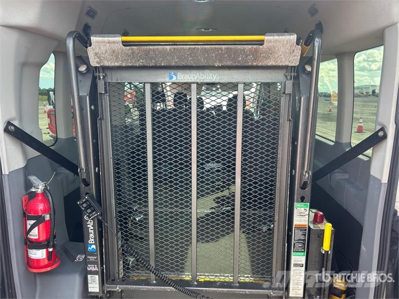 Ford Transit 350 Passenger Van 廂式貨物運輸車