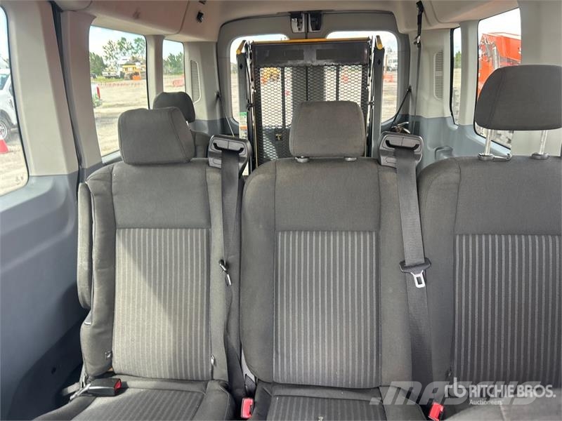 Ford Transit 350 Passenger Van 廂式貨物運輸車