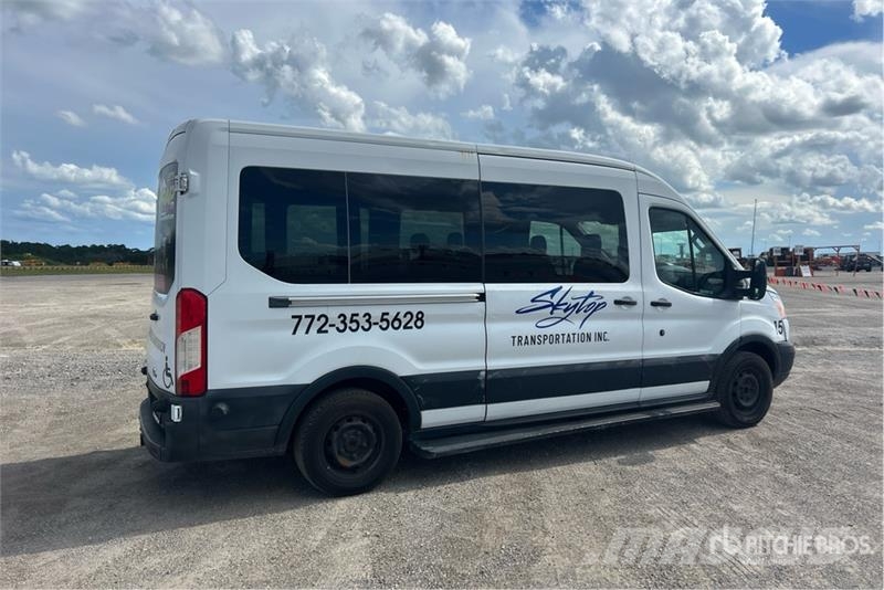 Ford Transit 350 Passenger Van 廂式貨物運輸車